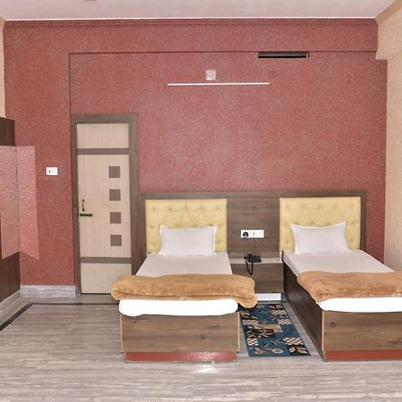 Hotel Royal Surya Gaya Exterior photo