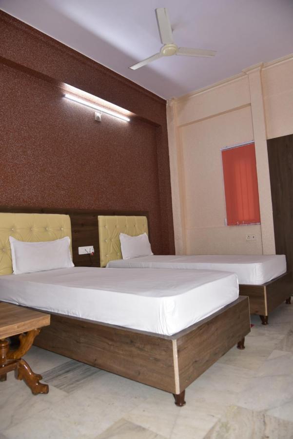 Hotel Royal Surya Gaya Exterior photo